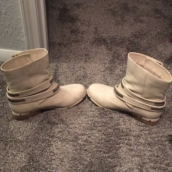 Not rated short boots - Picture 6 of 8